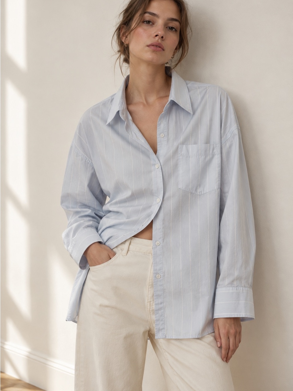 Aritzia Wilfred Free Relaxed Button Up Shirt size L Blue White